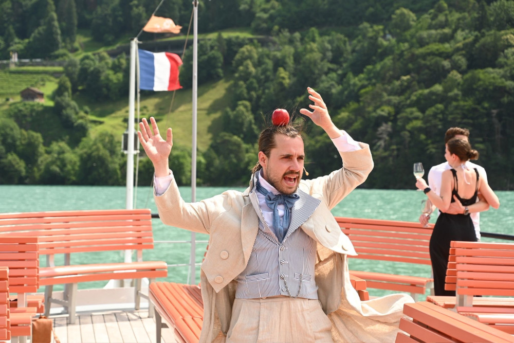 Raphael Schmitz macht auf dem Vierwaldstättersee auf Wilhelm Tell.