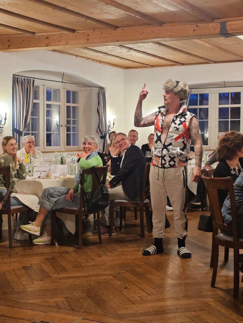 Pauli Schmidig als Boris.