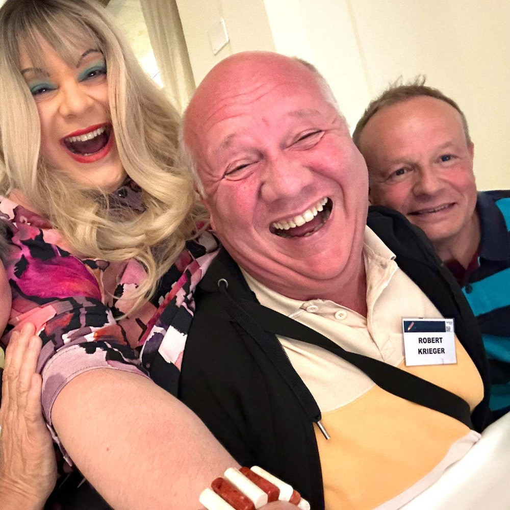 Wolfgang und Matthias mit Peter Denlo als Julia Bleistift.